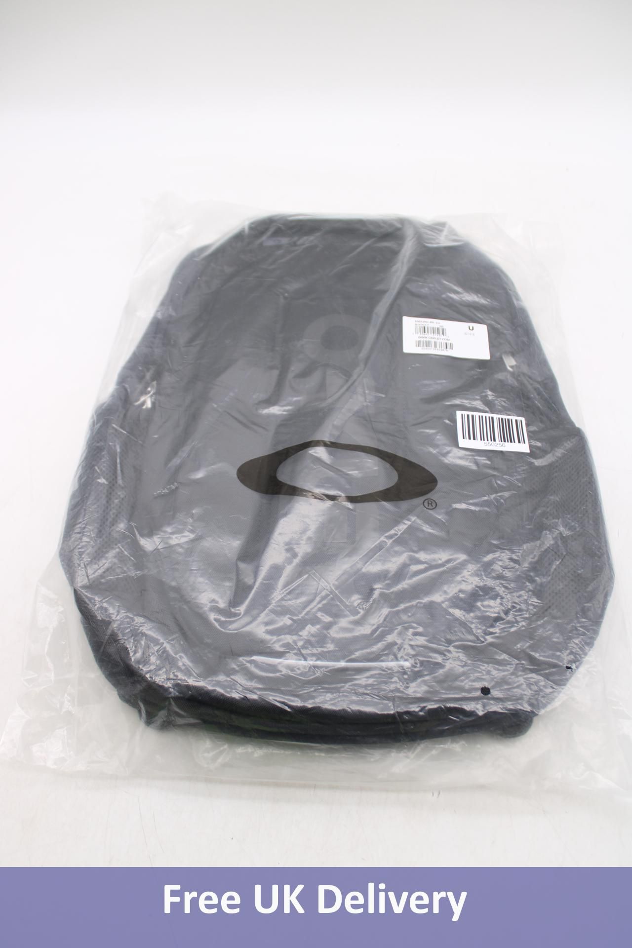 Oakley Enduro 3.0 Backpack, Black, Size 20L
