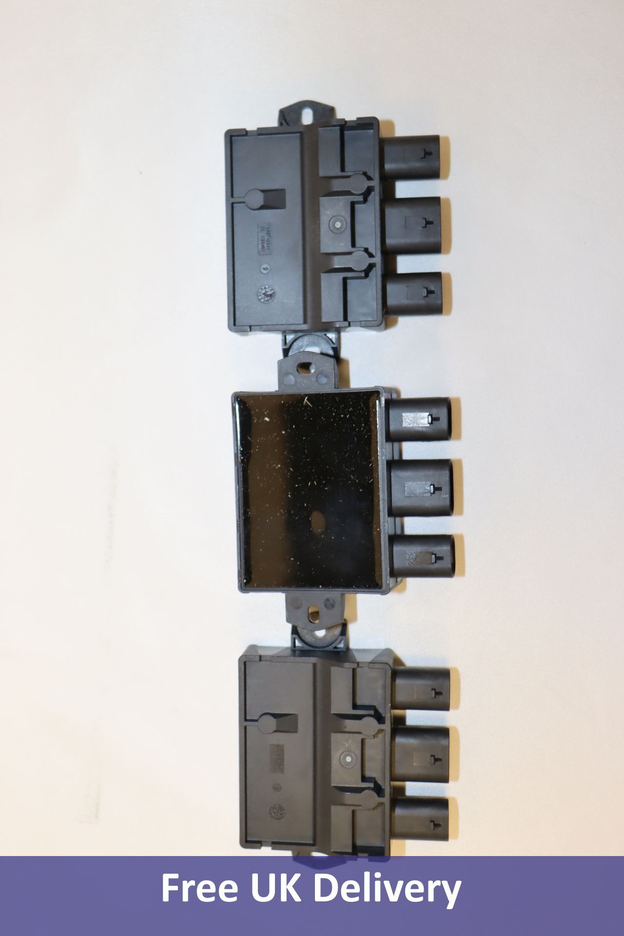 Three Nissan Electronic Control Units, 285T1-6TA2a