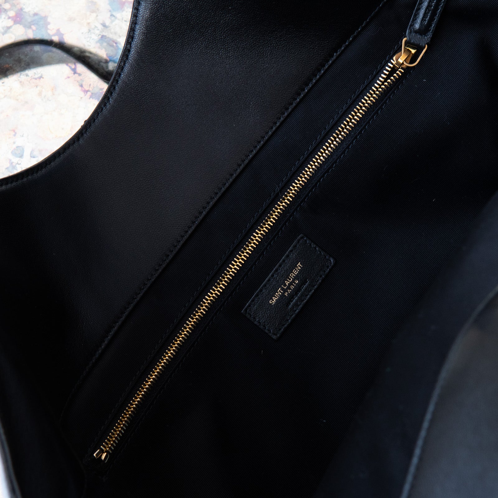 Saint Laurent Black I Care Maxi Shopping Bag - Image 11 of 11