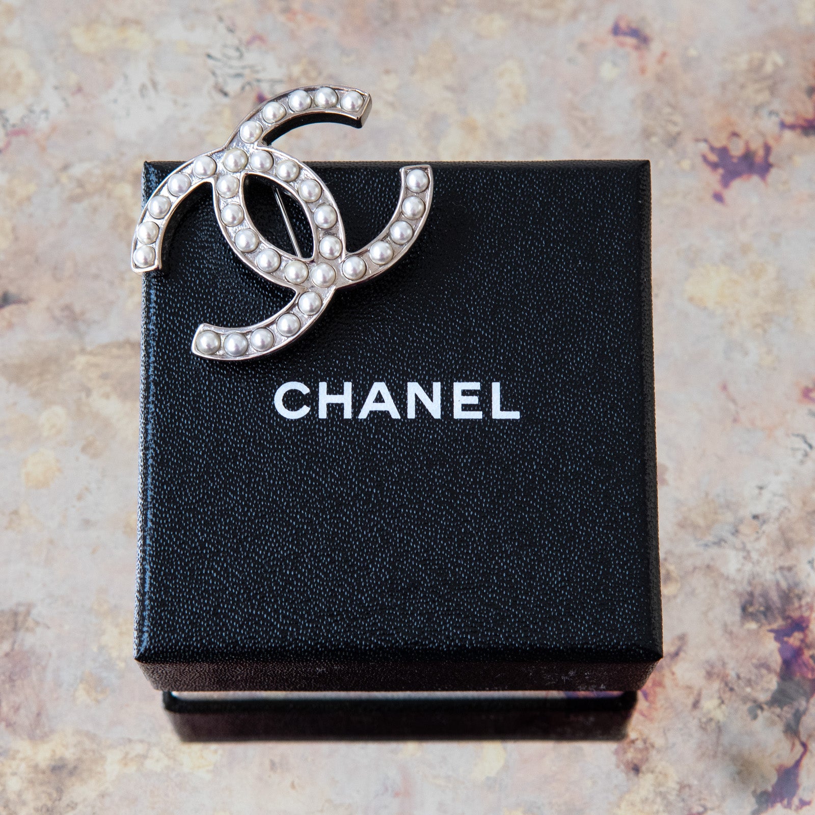 Chanel Faux Pearl Brooch - Image 4 of 5