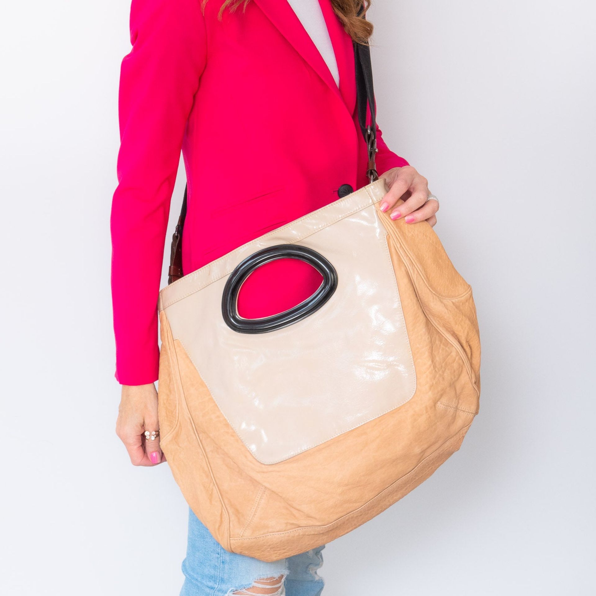 Marni Cream Multicolour Patent And Leather Bag - Image 2 of 4