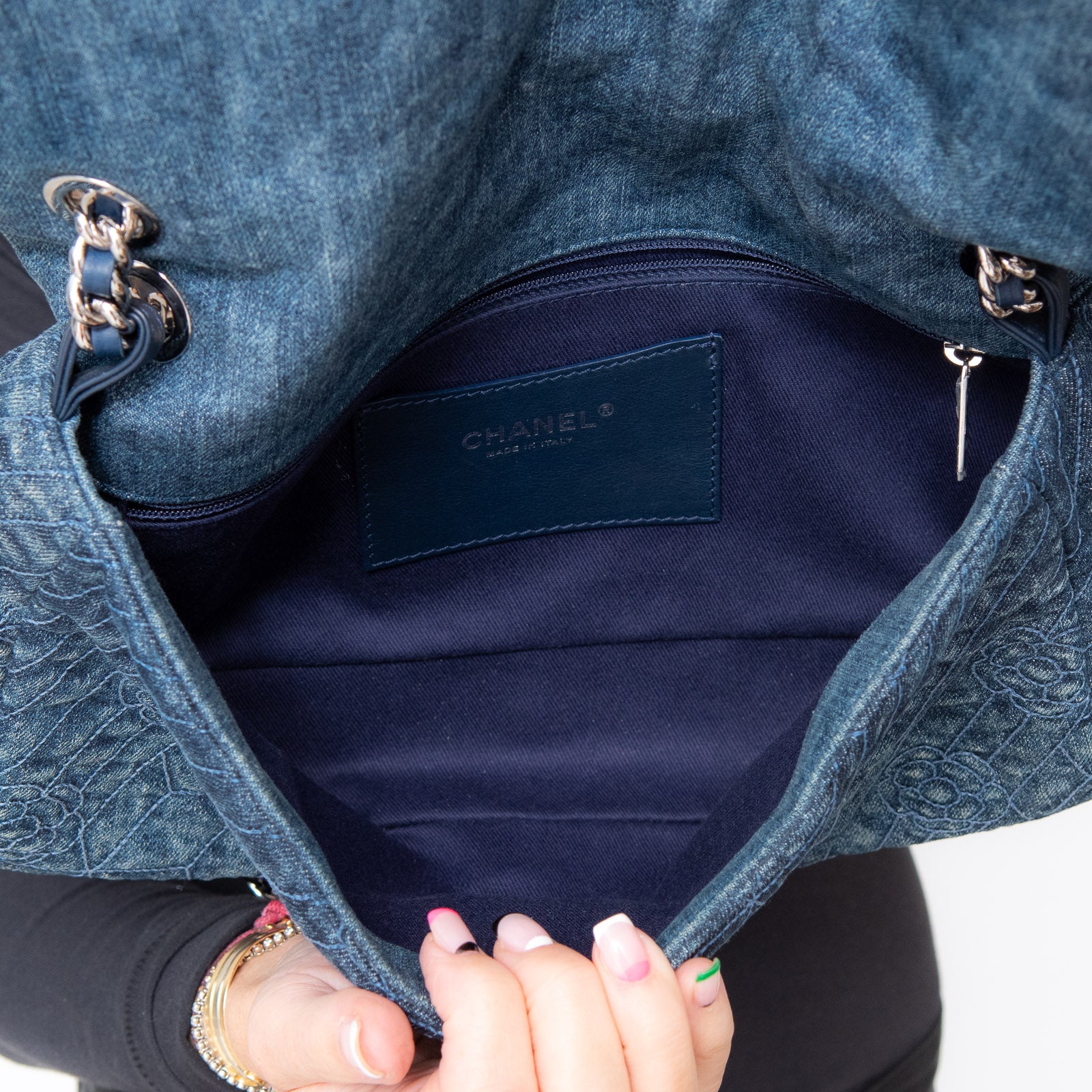 Chanel Denim Blue Camelia Flap Bag - Image 6 of 11