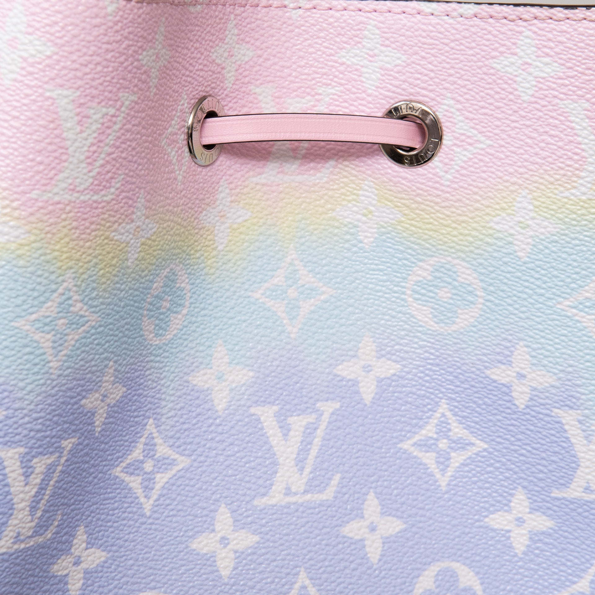 Louis Vuitton Limited Edition Neo Noe Pastel Bag - Image 9 of 12