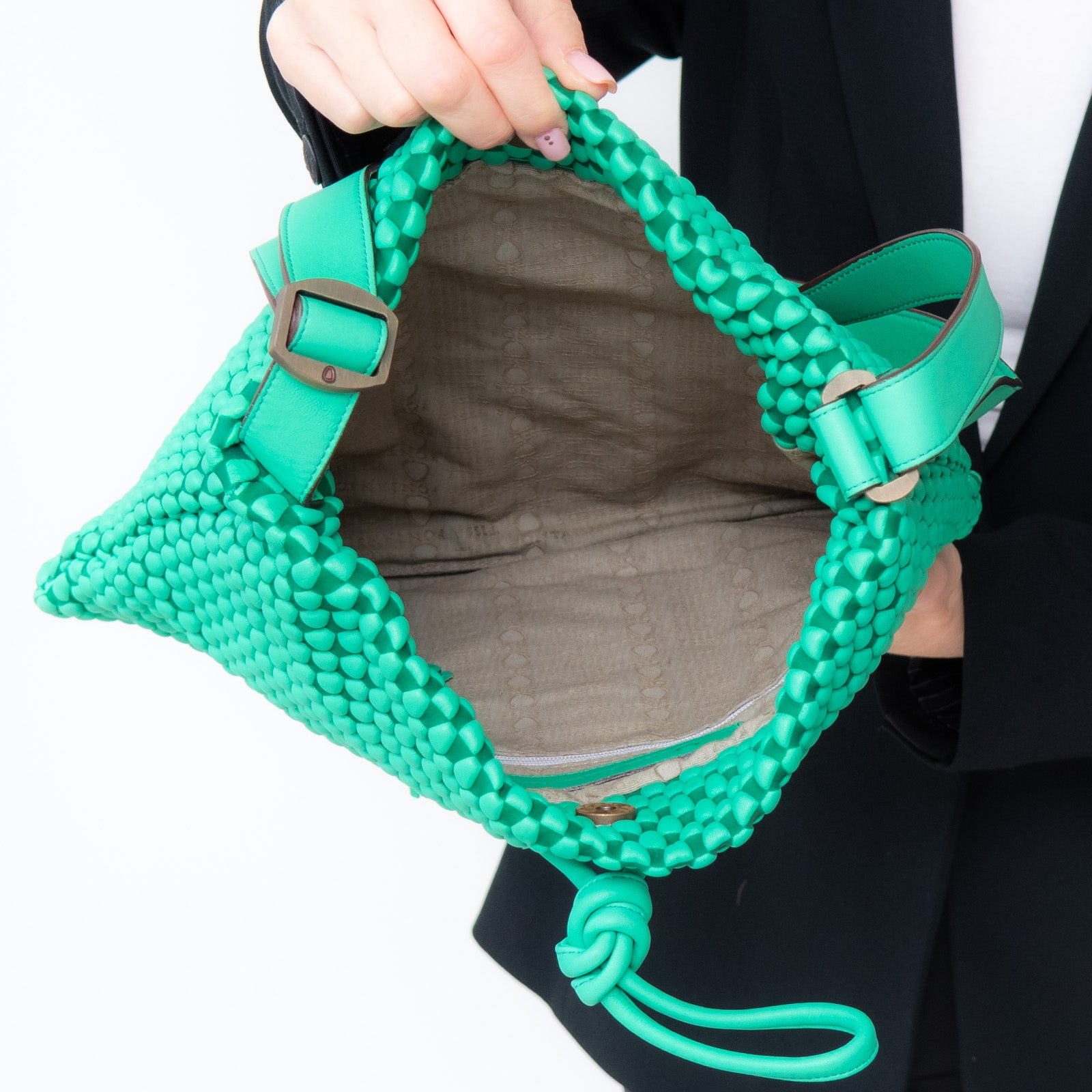 Tissa Fontaneda Bright Green Leather Bag - Image 8 of 8