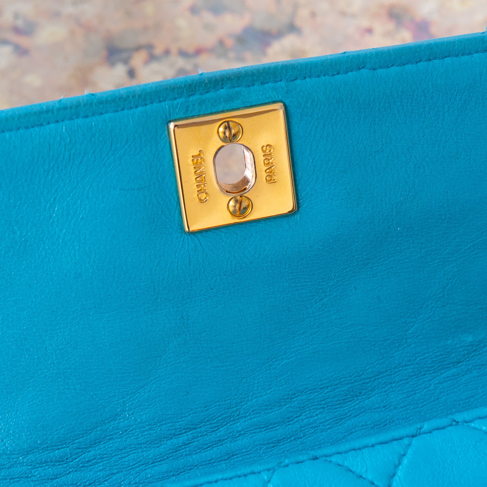 Chanel Turquoise Clutch On Chain Bag - Bild 4 aus 9