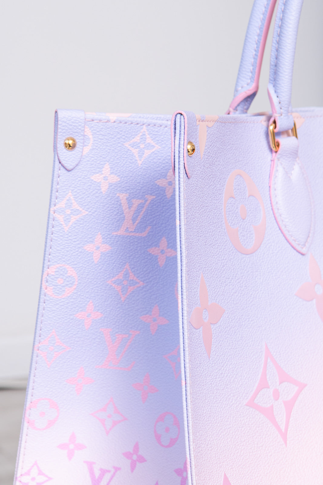 Louis Vuitton Limited Edition On The Go Sunrise Pastel Tote Bag - Image 15 of 15