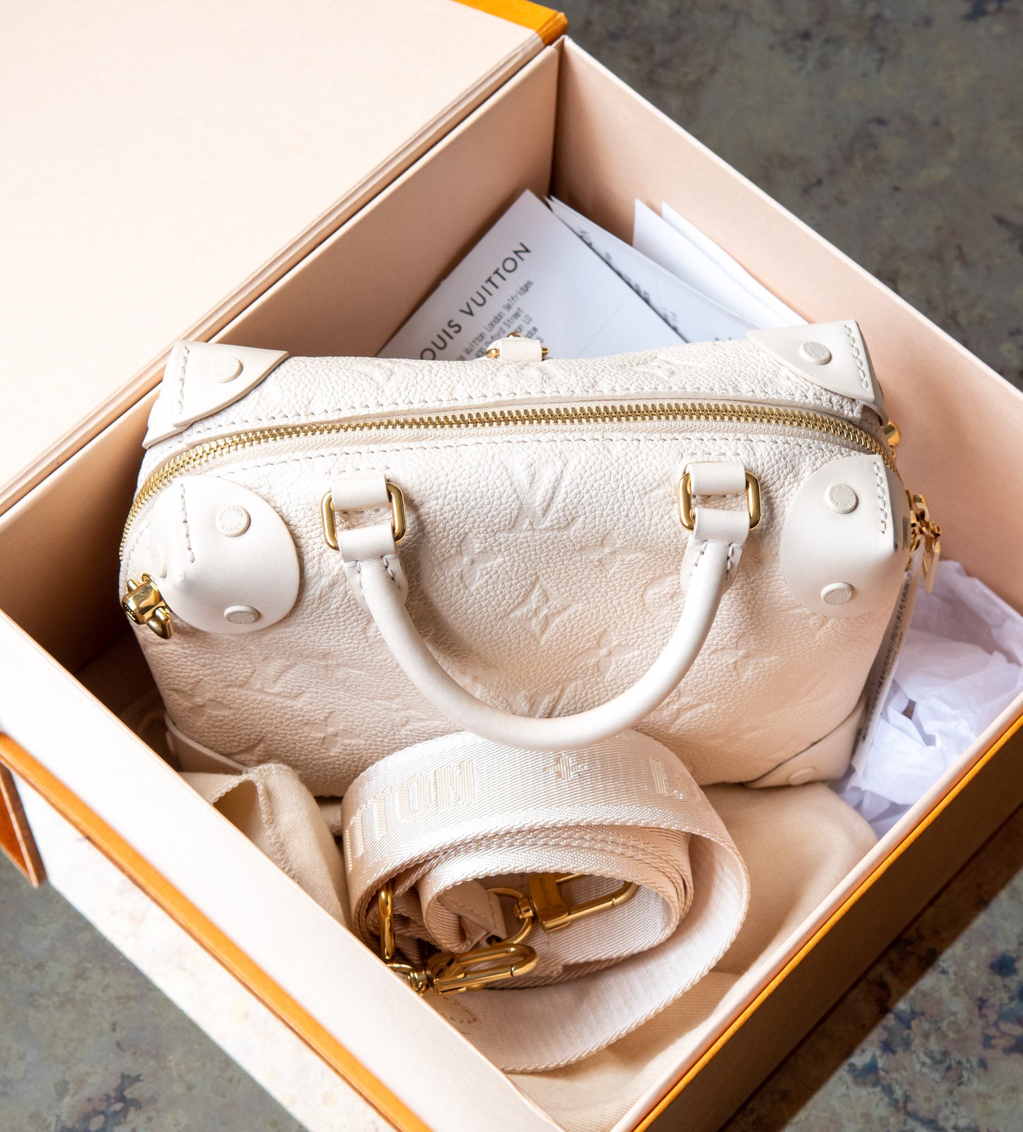 Louis Vuitton Cream Petite Malle Souple Bag Empreinte - Image 3 of 9