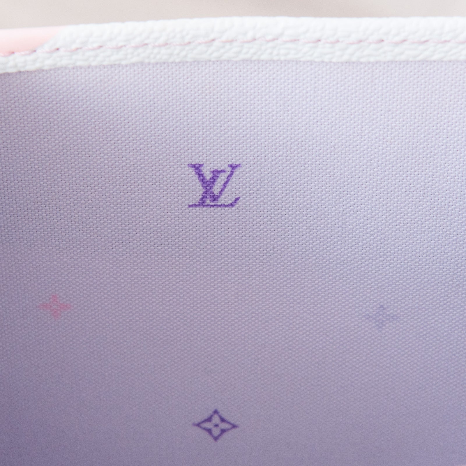 Louis Vuitton Limited Edition On The Go Sunrise Pastel Tote Bag - Image 12 of 15