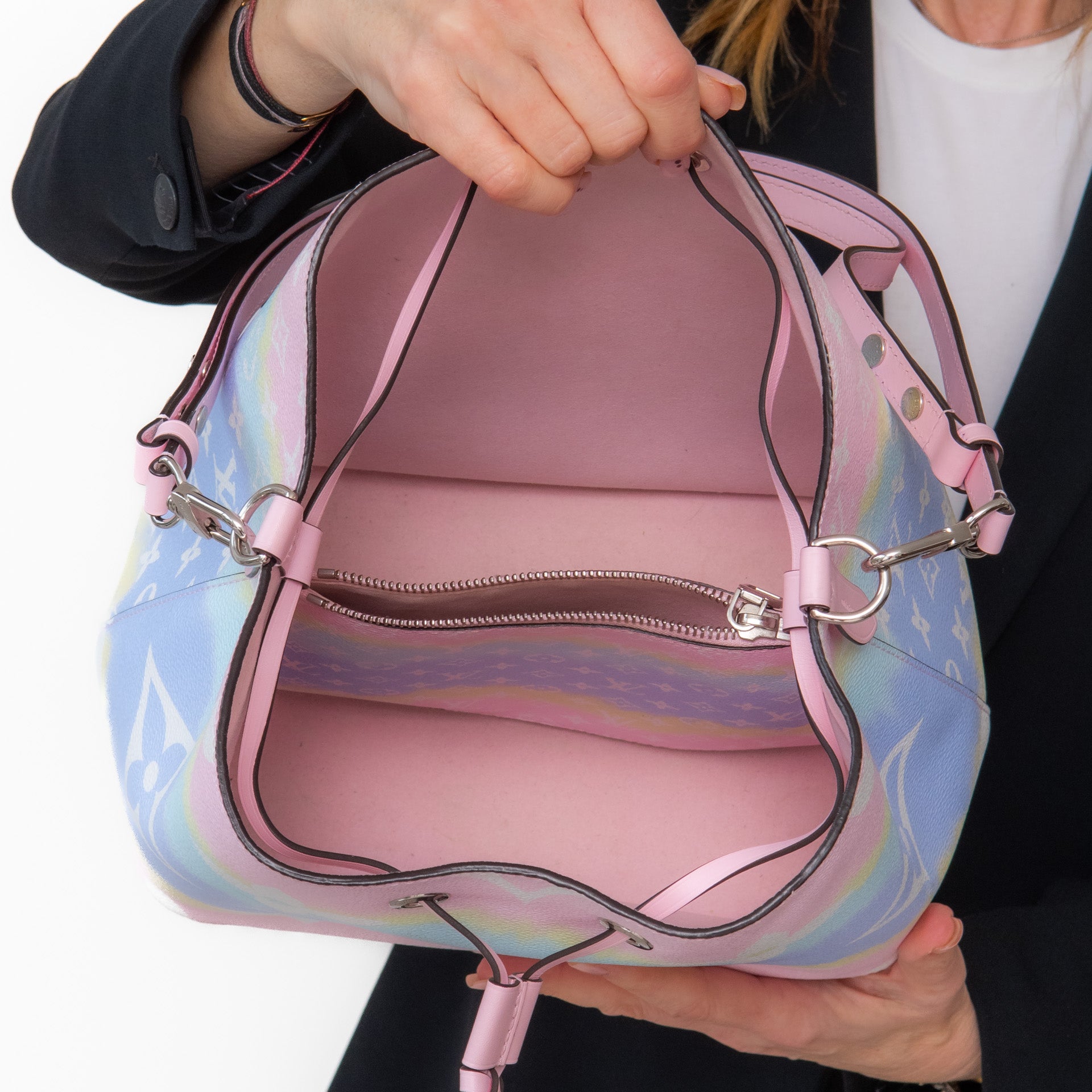 Louis Vuitton Limited Edition Neo Noe Pastel Bag - Image 5 of 12