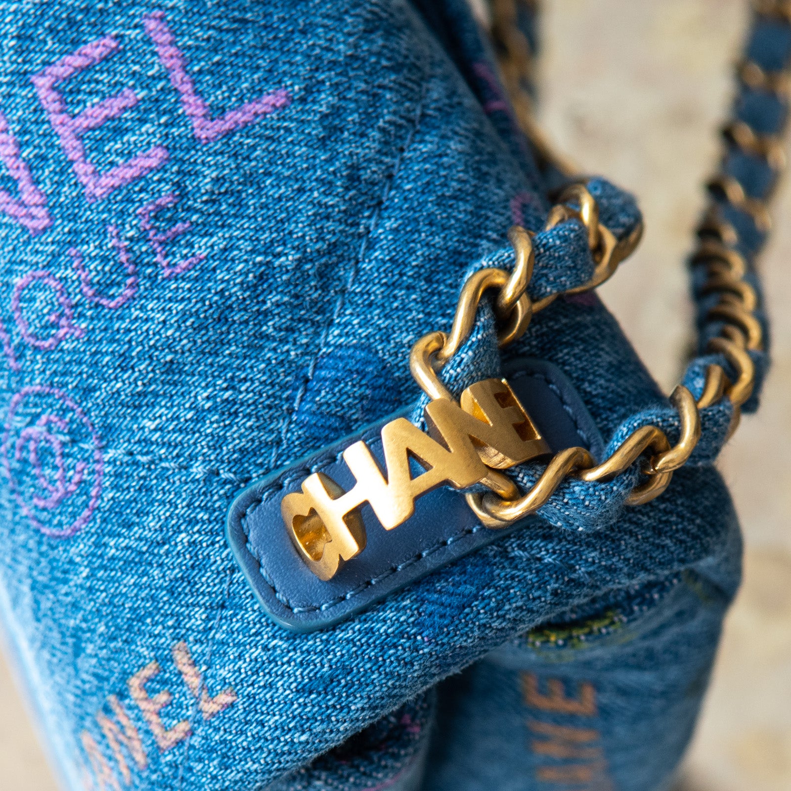 Chanel Blue Denim Small Flap Bag - Bild 9 aus 15