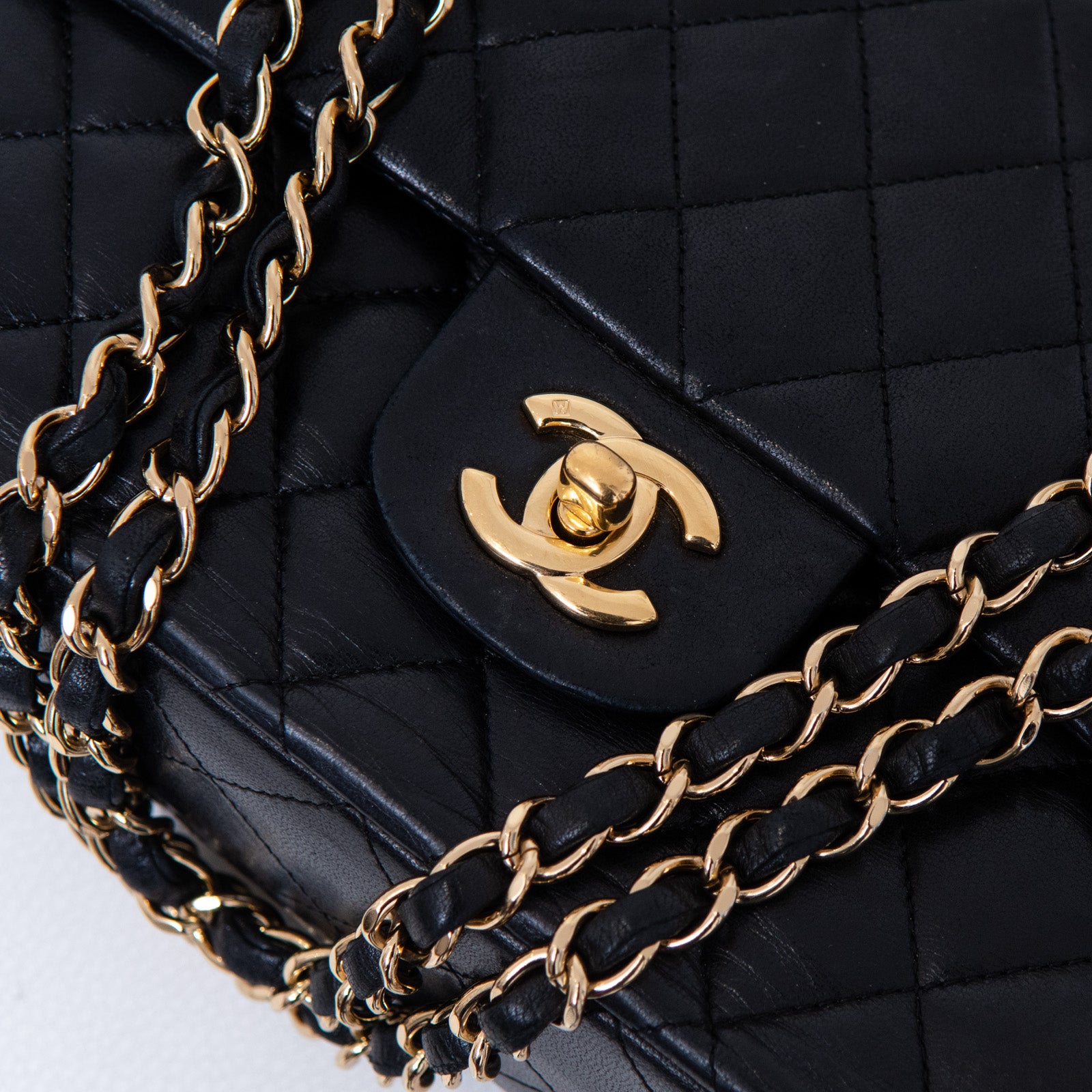 Chanel Black Medium Double Flap Bag - Bild 2 aus 14