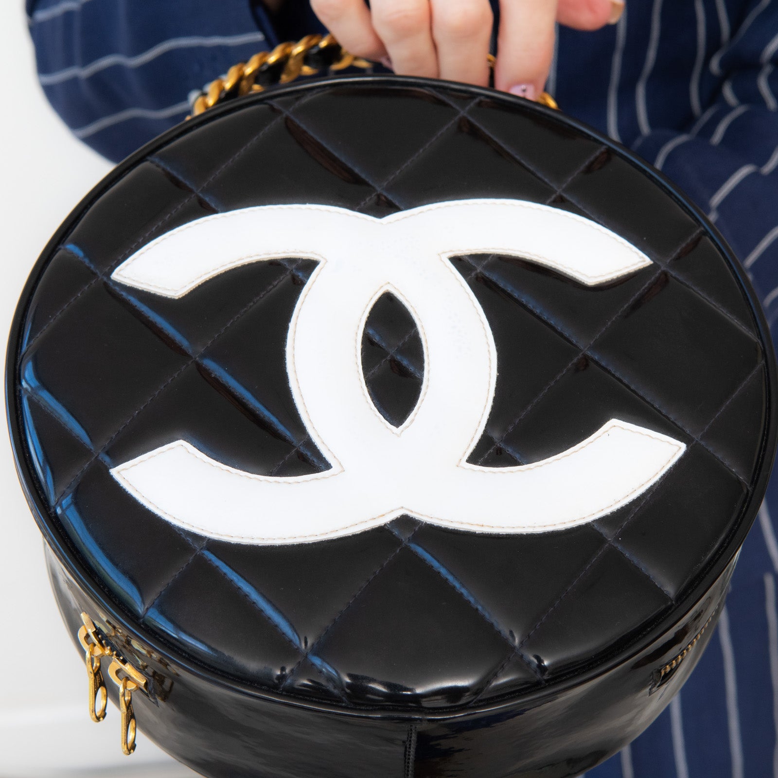 Chanel Vintage Top Handle CC Vanity Case - Image 14 of 18
