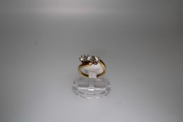 18ct Yellow Gold Diamond Trilogy Ring