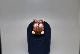 18ct Yellow Gold Morganite Diamond Ring