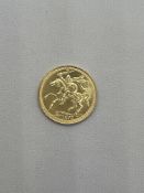 A 1/2 Sovereign Isle Of Man Coin Queen Elizabeth II 1973 22ct Gold 4g