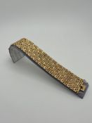18ct Gold Fancy Brick Bracelet 19cm 59g