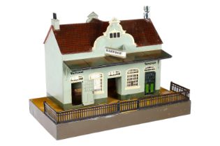 Märklin Bahnhof 2047, HL, mit Mitteldurchgang und Vordach, Treppenaufgang fehlt, tw rest. und