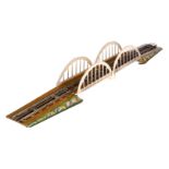 Märklin Doppelbogenbrücke, Spur 0, elektr., HL, LS, Z 3