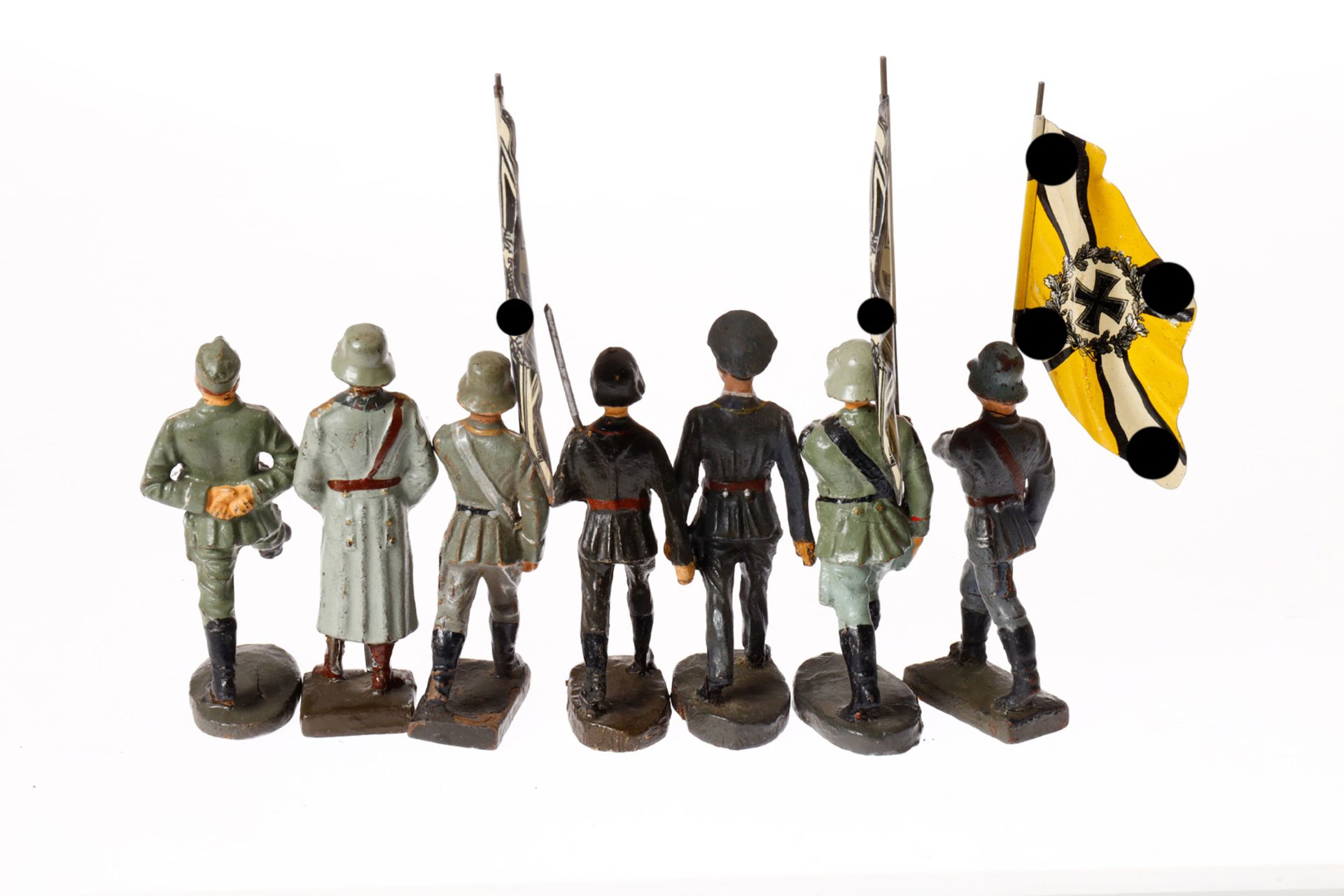 7 Elastolin/Lineol Soldaten, Masse, HL, darunter 3 Fahnenträger, LS, Z 3 - Bild 2 aus 3