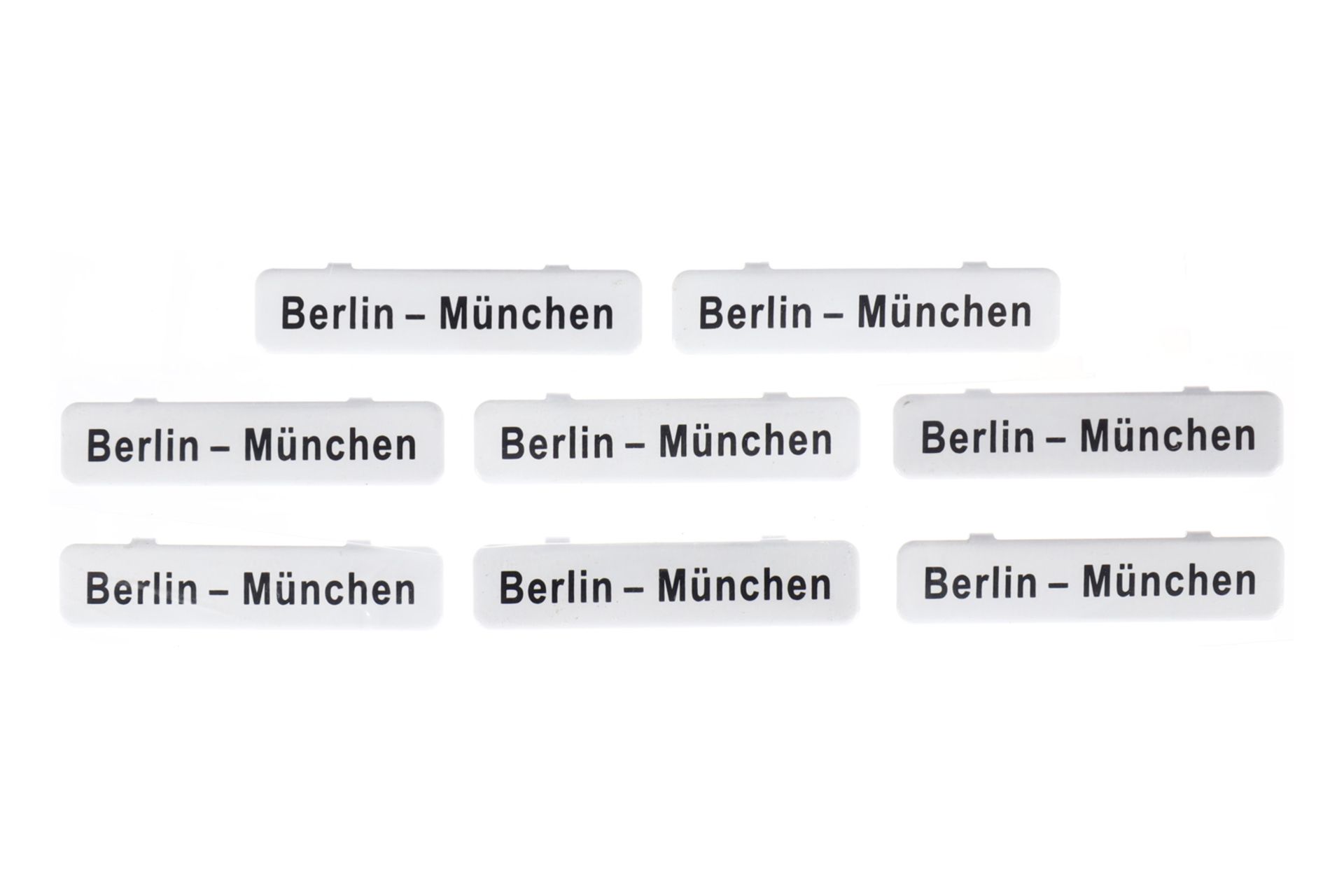 8 Replik-Zuglaufschilder ”Berlin-München”, L 3,3