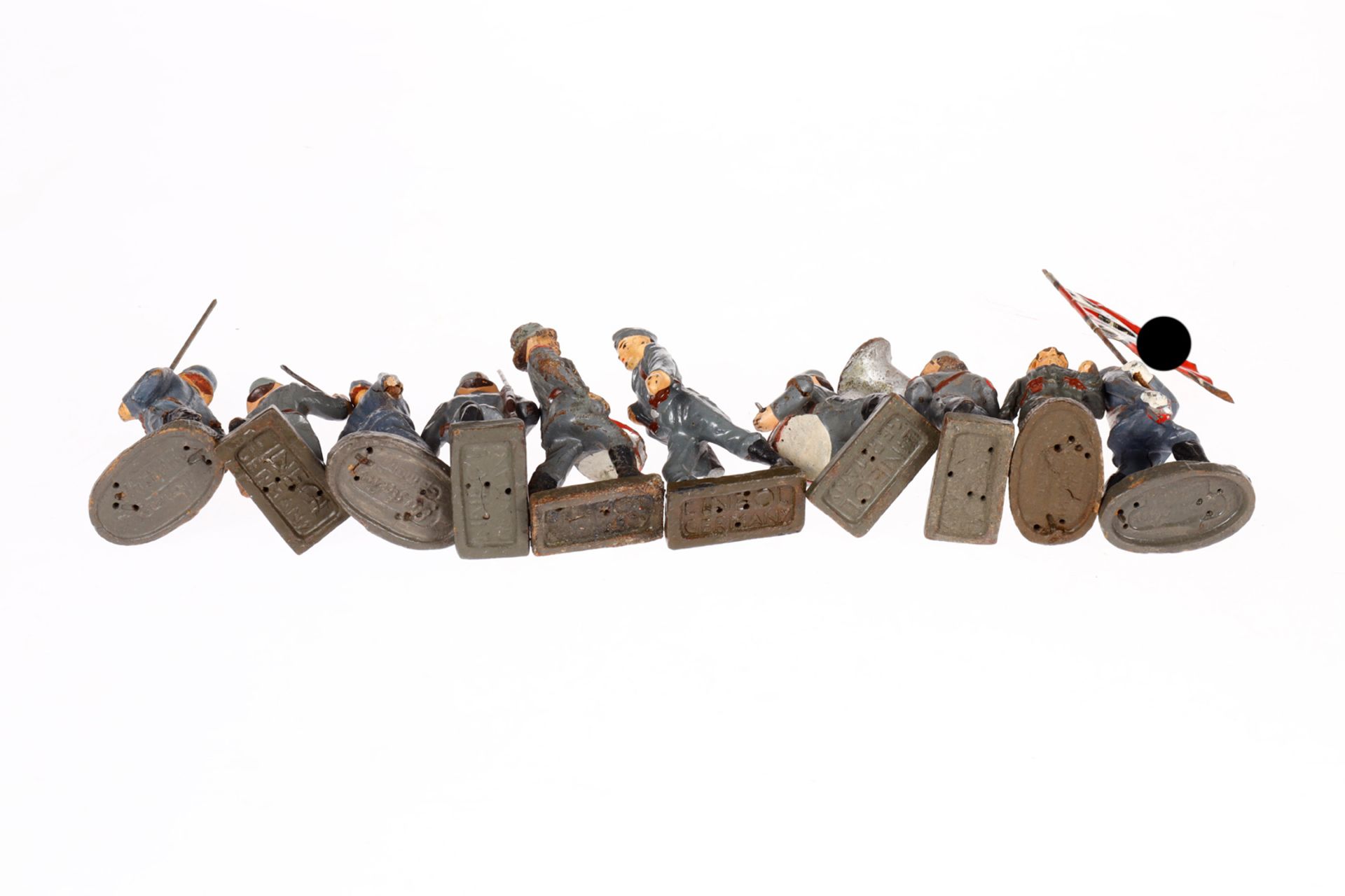 10 Elastolin/Lineol Soldaten, Masse, HL, darunter 1 Fahnenträger, LS, Z 3 - Bild 3 aus 3