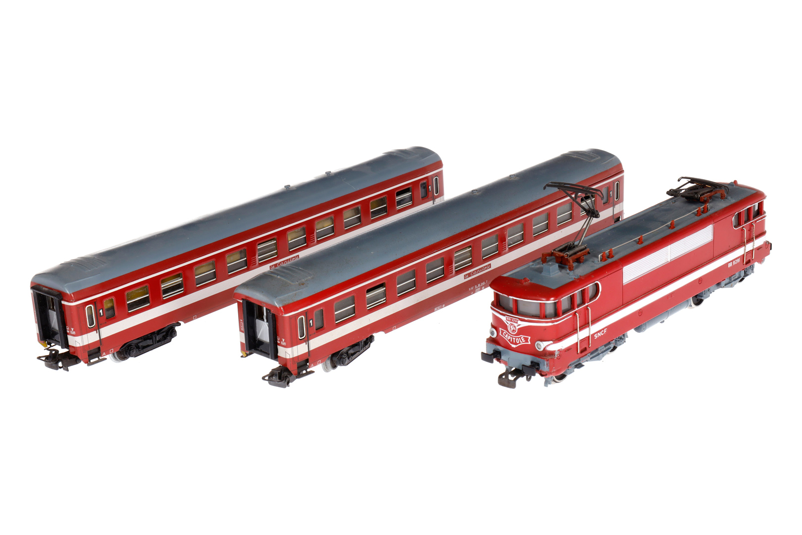 Märklin E-Lok ”BB 9291”, Spur H0, rot/weiß, dazu 2 Wagen, 1 Dach lose, sonst noch Z 2-3