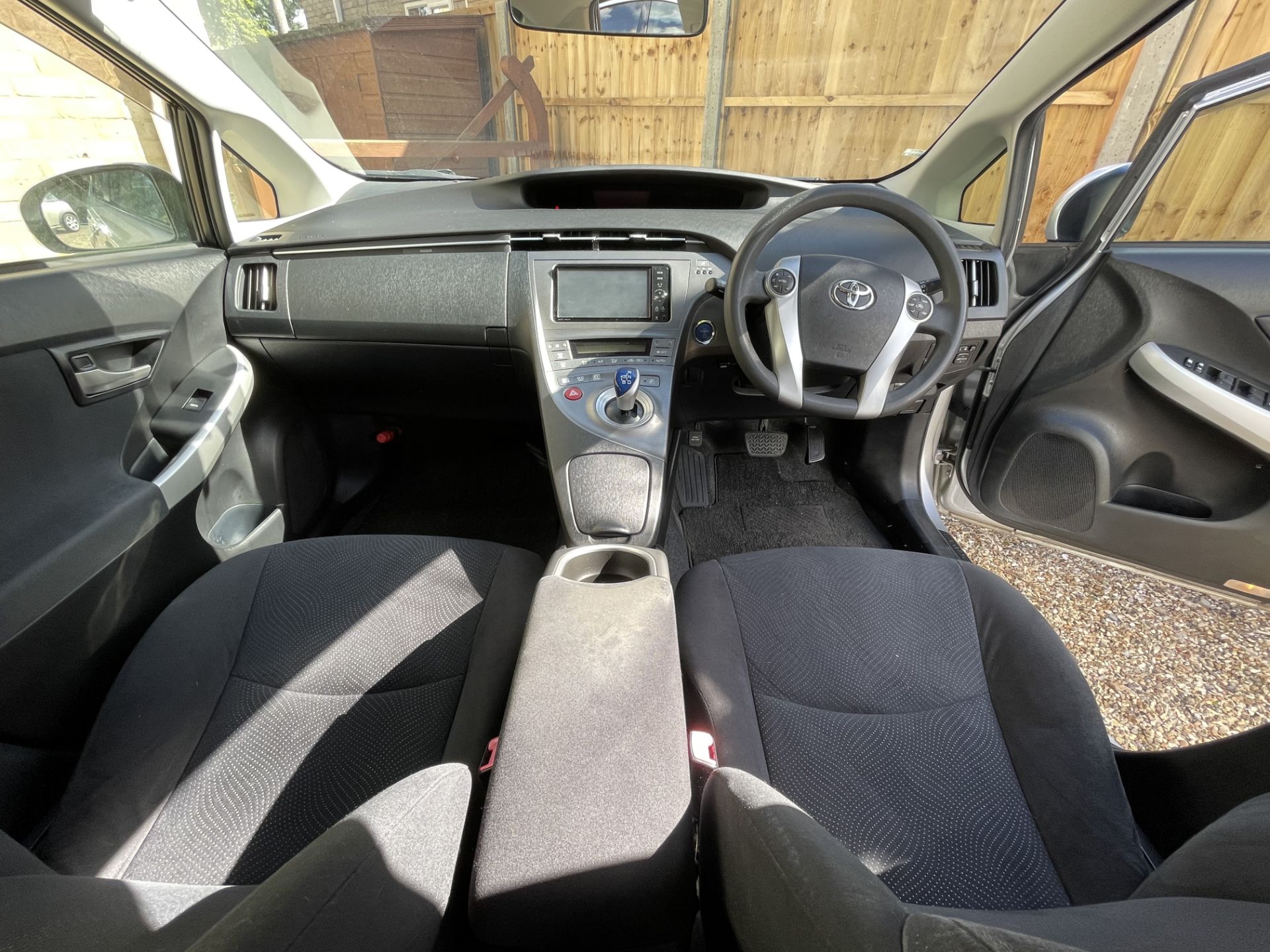 2012 Toyota Prius Hybrid - Petrol - ULEZ Compliant - Image 18 of 23