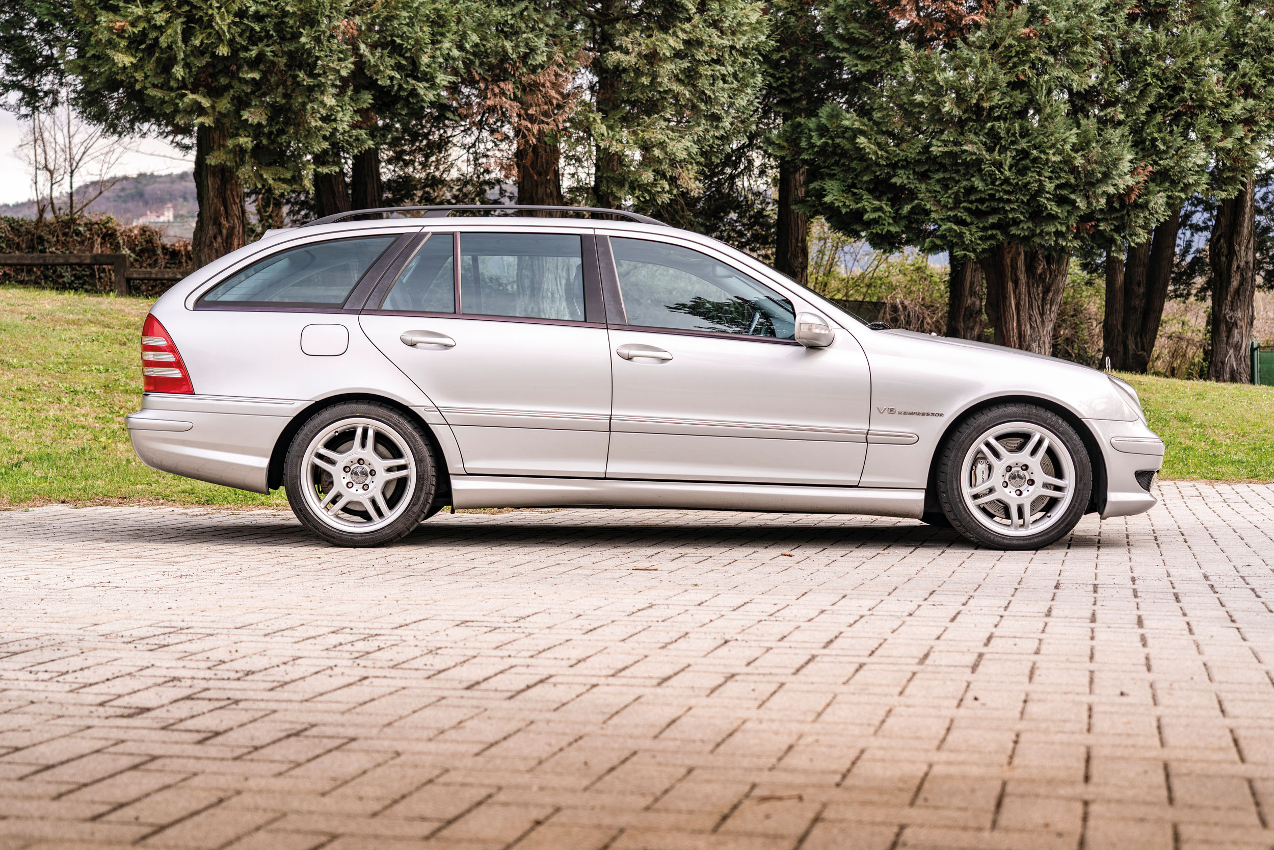 2001 MERCEDES-BENZ C32 T AMG (W203) - Image 2 of 6