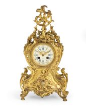 OROLOGIO A PENDOLO D'APPOGGIO IN BRONZO DORATO, FRANCIA 1880 CIRCA