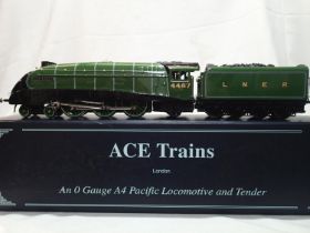 Ace Trains O gauge A4 class, Sea Eagle, 4487, LNER Green, in near mint condition, storage wear to