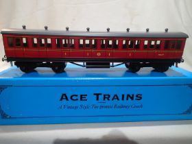 Ace Trains O gauge Suburban coach C/1 BR Maroon composite, in near mint condition, storage wear to