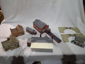 Selection of OO gauge cast resin buildings, Hornby, Bachmann etc including goods shed, station