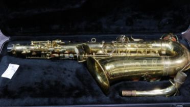 Stagg brass students saxophone in fitted case. Not available for in-house P&P
