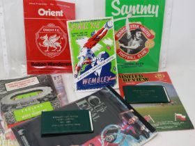 Mixed football programmes including Manchester united (7). UK P&P Group 1 (£16+VAT for the first lot