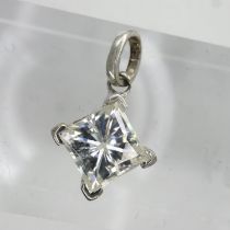 1 carat princess cut diamond pendant, H: 15 mm. UK P&P Group 0 (£6+VAT for the first lot and £1+