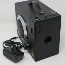 Bluetooth speaker made from a large No:2C Kodak Brownie camera, working at lotting. UK P&P Group