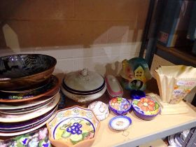 Quantity of mixed ceramics including collectors plates. Not available for in-house P&P