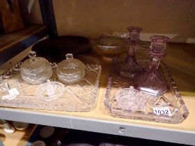 Mixed glass to include a dressing table set. Not available for in-house P&P