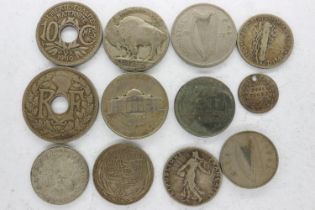 Mixed world silver denominations. UK P&P Group 0 (£6+VAT for the first lot and £1+VAT for subsequent