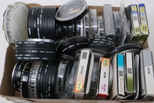 Approximately 50 photographic filters including special effects. UK P&P Group 2 (£20+VAT for the