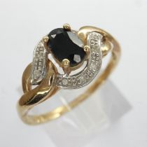 9ct gold ring set with sapphire and diamonds, size P, 2.2g. UK P&P Group 0 (£6+VAT for the first lot