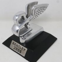 Chrome flying Bentley B on a base, H: 14 cm. UK P&P Group 1 (£16+VAT for the first lot and £2+VAT