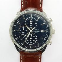 LORUS: gents chronograph wristwatch with three subsidiary dials, date aperture and blue dial on a