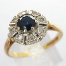 18ct gold ring set with sapphire and diamonds, size P/Q, 2.7g. UK P&P Group 0 (£6+VAT for the
