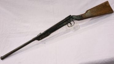 Diana model 15 air rifle. UK P&P Group 3 (£30+VAT for the first lot and £8+VAT for subsequent lots)