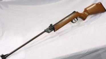El Gamo .177 cal air rifle. UK P&P Group 3 (£30+VAT for the first lot and £8+VAT for subsequent