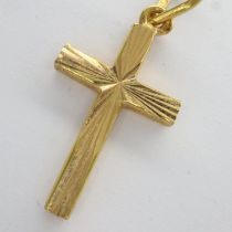 18ct gold cross pendant, H: 22 mm, 1.9g. UK P&P Group 0 (£6+VAT for the first lot and £1+VAT for
