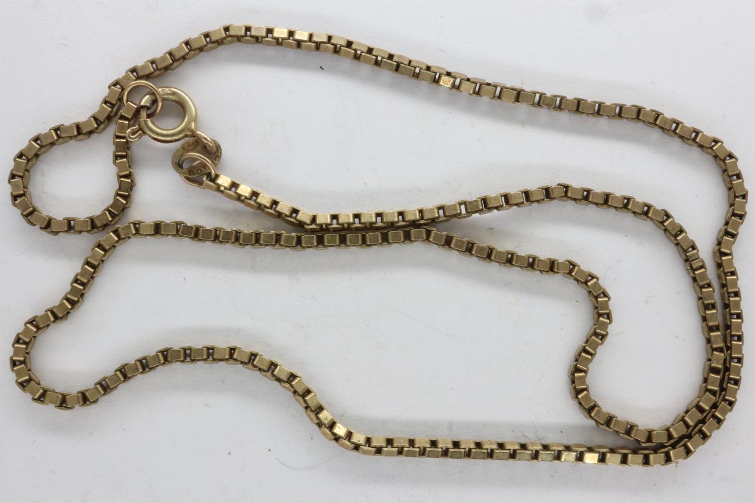 9ct gold box-link neck chain, L: 40 cm, 6.4g. UK P&P Group 0 (£6+VAT for the first lot and £1+VAT