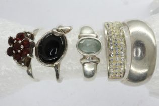 Five silver rings, stone set examples, mixed sizes. UK P&P Group 0 (£6+VAT for the first lot and £