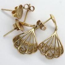 Pair of 9ct gold drop earrings and a 9ct gold stud pair, 2.5g. UK P&P Group 0 (£6+VAT for the